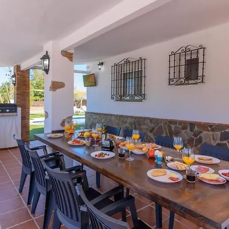 Casa Rural Las Adelfas By Ruralidays Holiday home Cartama